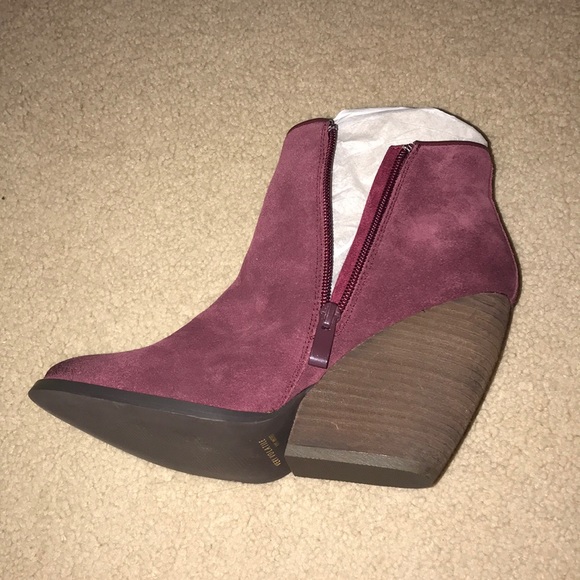 Volatile maroon booties. Brand new, still in box. - Picture 2 of 4